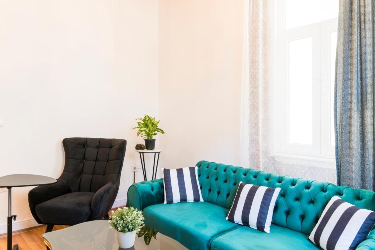 By Galata- Historical And Modern Apartment Istambul Extérieur photo