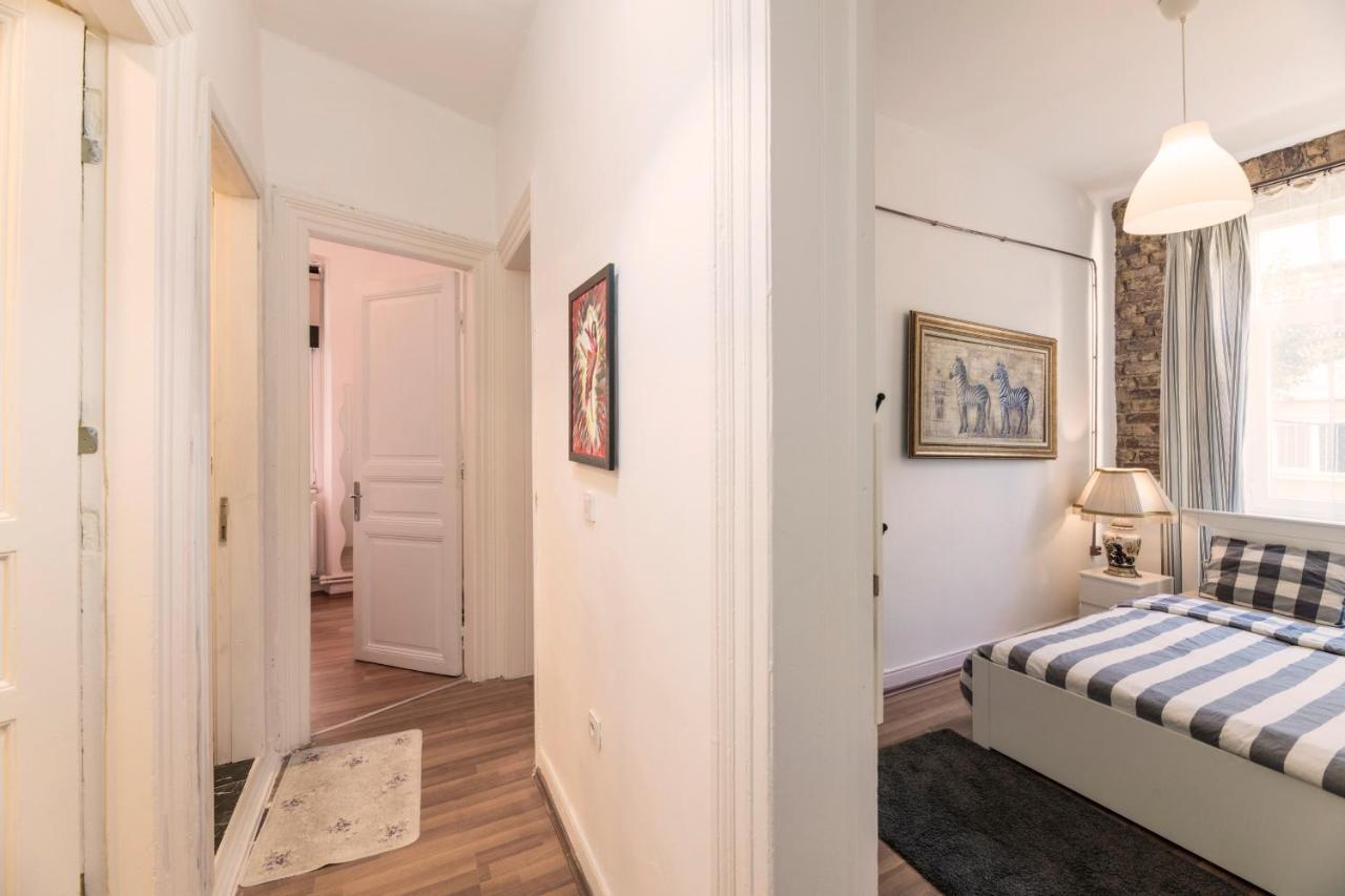 By Galata- Historical And Modern Apartment Istambul Extérieur photo